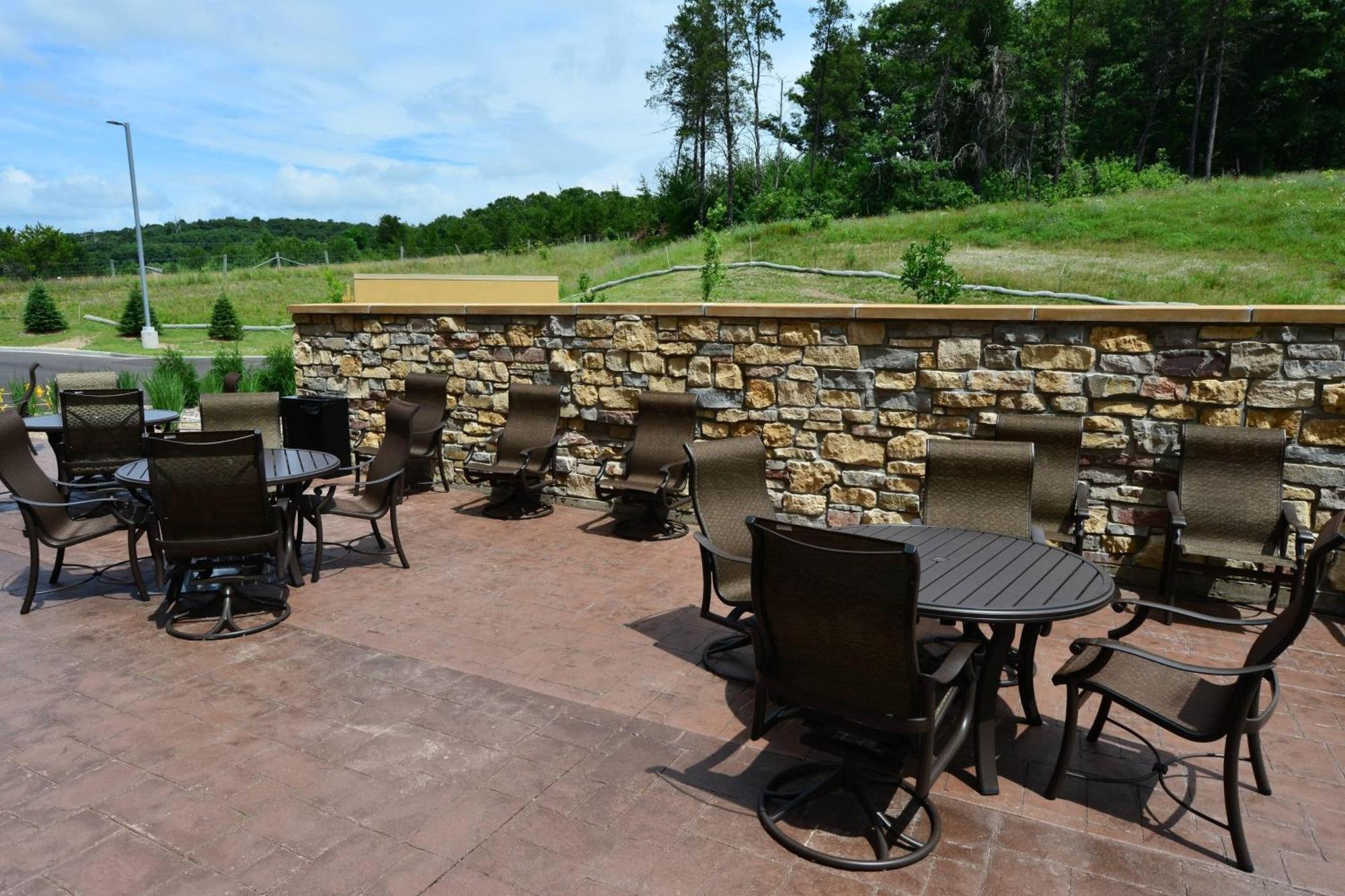 Fairfield Inn & Suites By Marriott Eau Claire/Chippewa Falls Exterior photo