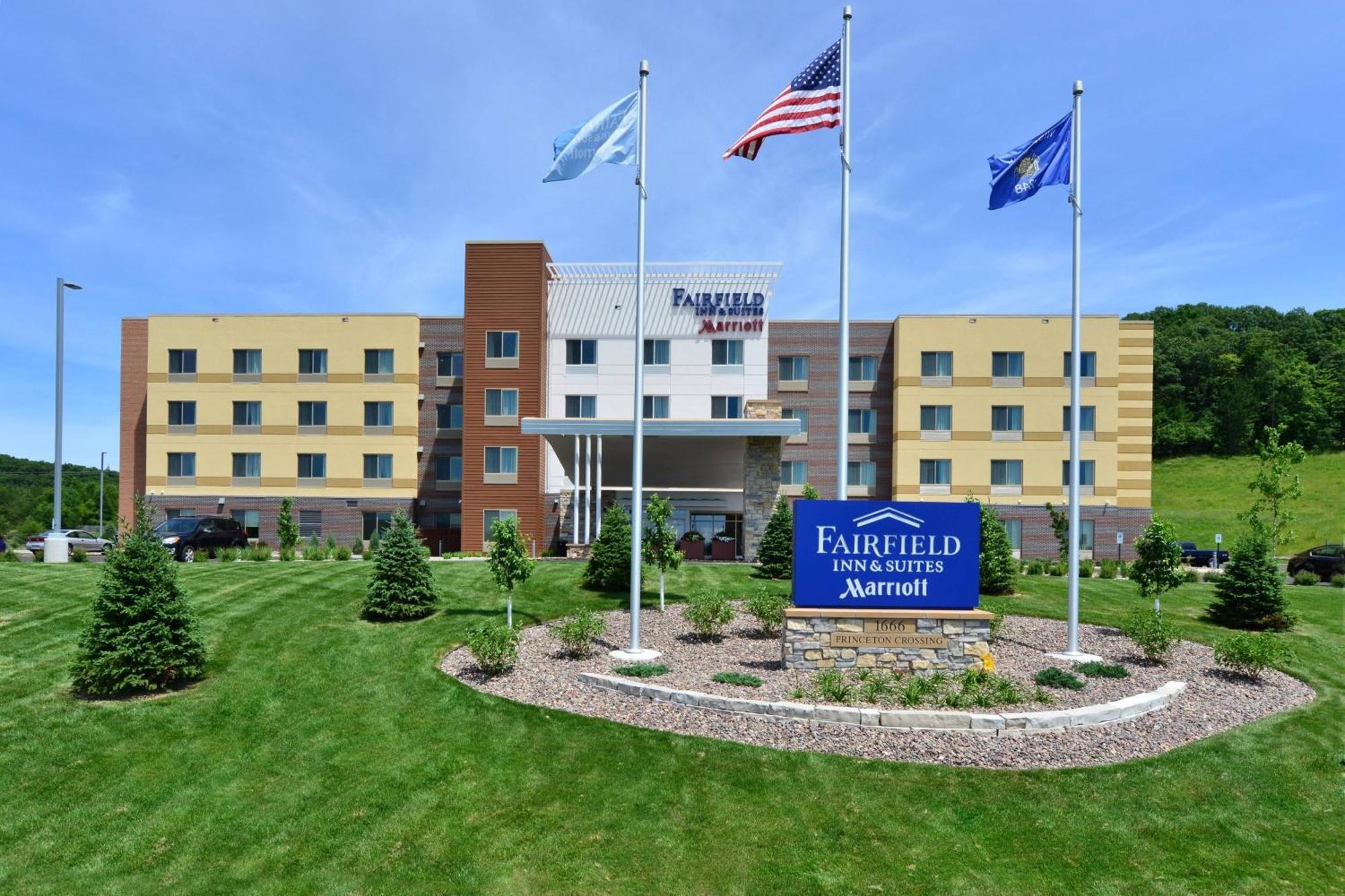 Fairfield Inn & Suites By Marriott Eau Claire/Chippewa Falls Exterior photo