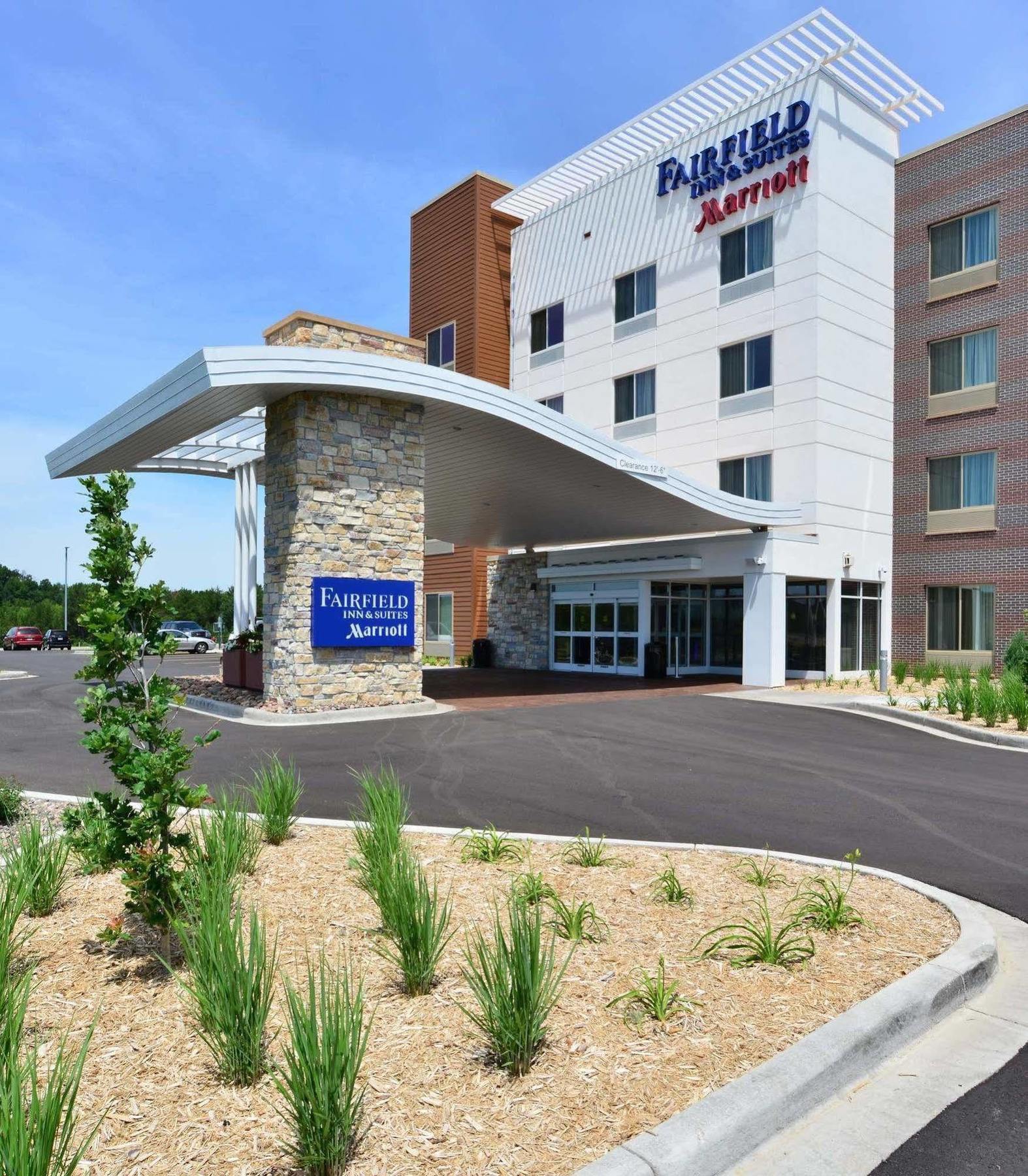 Fairfield Inn & Suites By Marriott Eau Claire/Chippewa Falls Exterior photo